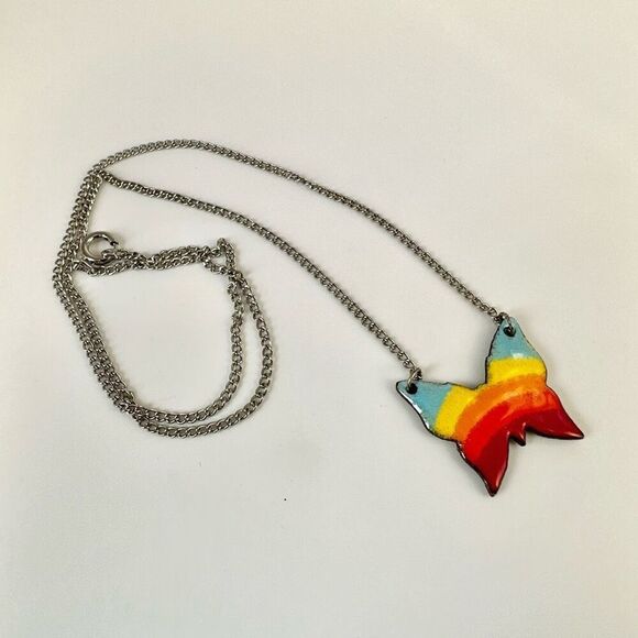 Rainbow butterfly pendant necklace - Picture 4 of 10